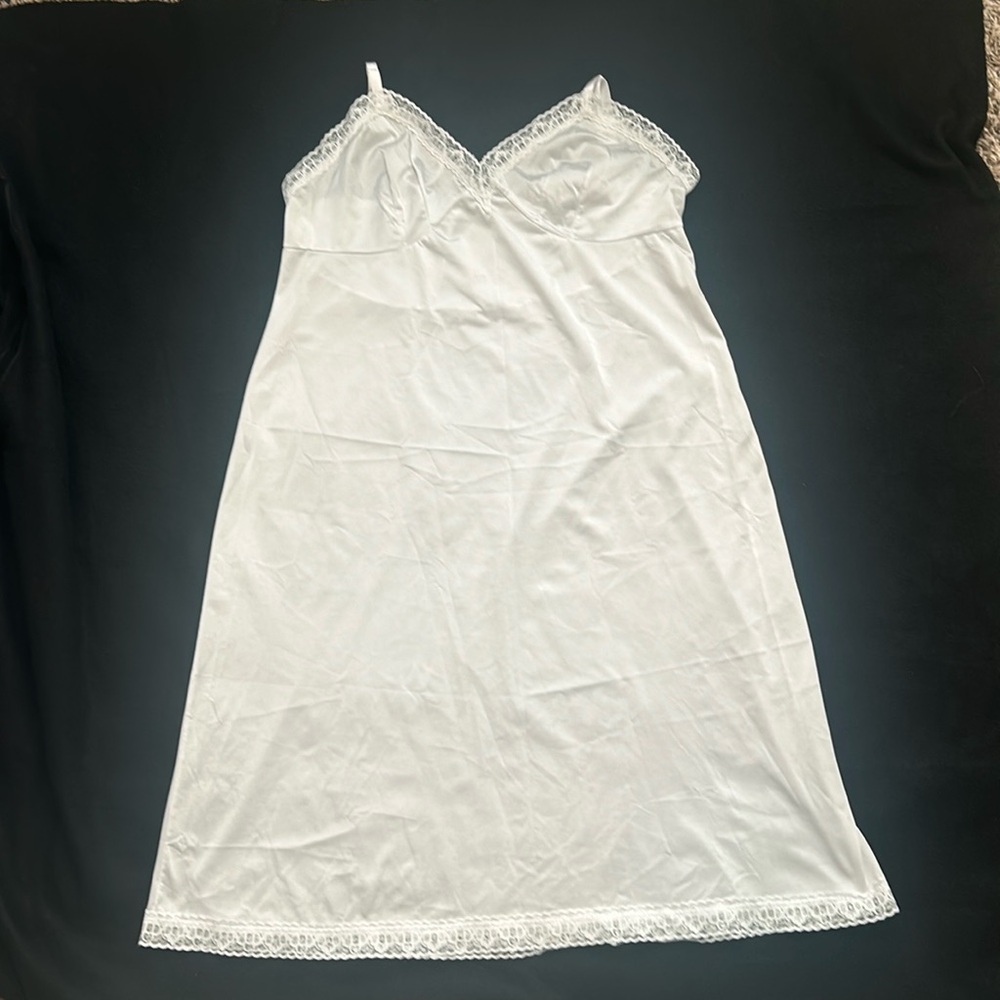 Vanity Fair Full Length Slip XL